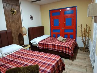 Hotel, Casa Calle Real - 6