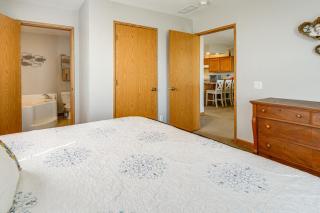 Lake and Lighthouse Views Inviting Port Hope Home! - 1