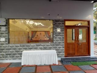 Royal gardens party Hall - 2