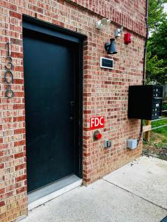 Heart of Fishtown with parking! - 9