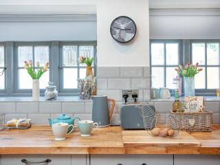 Old Highwood - Piglet Cottage - 2