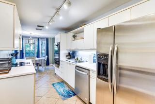 Steps to Ocean, Pool Access! Daytona Beach Gem - 3