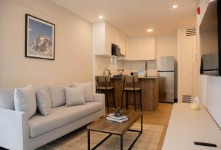 Chic 1BR Apartment in Heart of Miraflores - 1