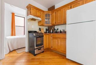 Beautiful 3-Bedroom, 2-Bath Apartment in NYC - 8