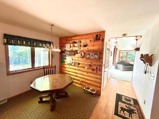 Private Cabin Getaway - 3