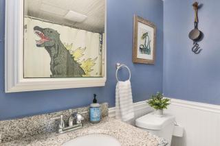 Couple's Corner - 2 Blocks to the Boardwalk - Panoramic Views of Assateague Island, Bay and Ocean - 5