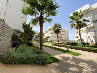 Spacious-modern-apartment - 3