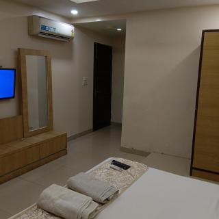 Hote The HTP Near IGI Airport New Delhi - 9