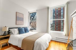 Excellent Location - 3 Bedroom Apartment in Midtown Manhattan! - 3