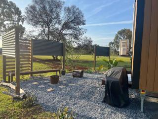 D&L Cottage by Tiny Away - 2