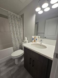 Cozy 2 Bedroom Apartment - 2