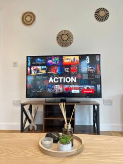 City Condo-Terrace-Gym-Games Room -Free Secure Parking- Manchester - 6