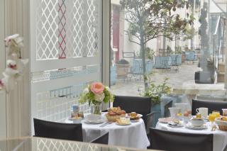 Hotel Suites Unic Renoir Saint-Germain - Paris - 6