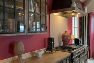 Tropezian Villa With Sea And Vineyard Views - 1