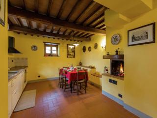 Villa in Cortona with Pool and Val di Chiana View - 3