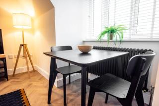 7 The Royal Serviced Apartments Harwich, Fair WiFi, Private Parking - 5