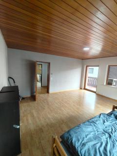 Mobilierte Monteuerswohnungen mit 6 Betten Stuttgart, Böblingen, Reutlingen, Waldenbuch - Gaiern1 - 4