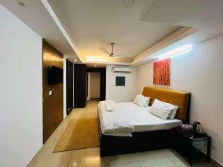 Hotel Moon - Near Hauz Khas Fort - 1