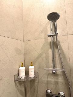 Central Almaty Meridian Apartment - 4