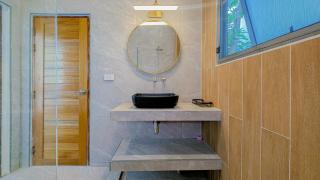 v14 Serenity Bay Panoramic Sea View - 4