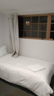 4 Beds in 2 Bedroom Garden Chalet, Rotorua - 3