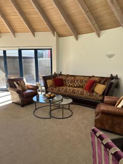 Beachfront Bliss in Pauanui 6 bedroom - 4