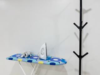 High-Rise 2BR 2Bath Near BTS Family Stay - 3