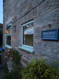 Hideaway Cottage - 0