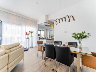 Holiday home in Zeewolde with sauna - 3