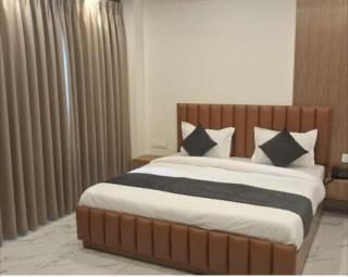Hotel Anji Solan Hills - 0
