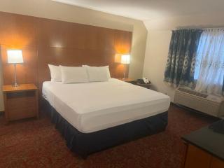 Hiltop Hotel - Bakersfield - 3