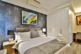 Menlyn apartment with ensuit Regency Hotel - 6