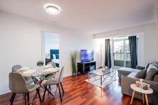 Elegant 2BR 2BA Condo Heart of Mississauga SQ1 - 1