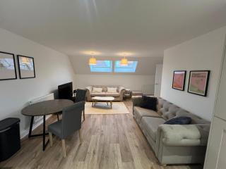 Stylish 2BR in Wickham Market - 9