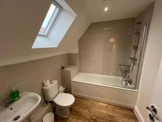 Stylish 2BR in Wickham Market - 1