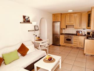 Casa Selene - Monsenor Apts - 6