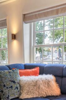 Luxury Harbour Apartment with Sauna and Jacuzzi - 3