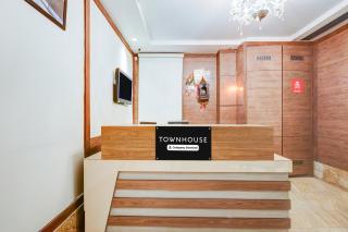 Super Townhouse Chhatarpur Near Metro Park - 7