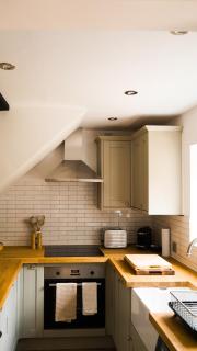 Hazelbury Cottage - 1