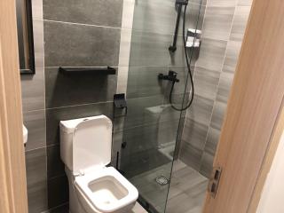 Hotrine Homes - 7