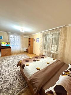 Уютная квартира в хорошем районе города - 0