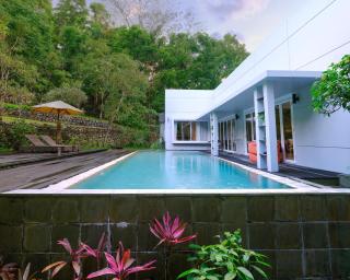 La Quoriena Botanical Villa & Cafe' - 6