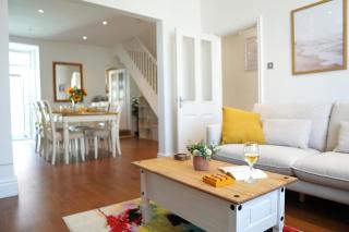 The Blue Chester - Chester - 9