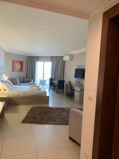 President Hotel - 4