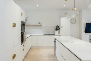 Elegant 2 Bedroom Apartment in Fulham - 7