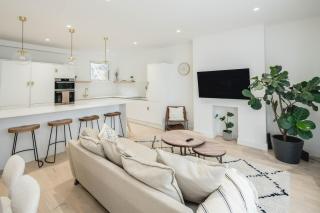 Elegant 2 Bedroom Apartment in Fulham - 6