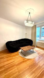 Comfy central apartment 93 Sqm - 1