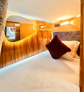 Yog Hostel- Rooftop Yoga & Backpacker Social Stay in Thamel, Kathamndu - 3