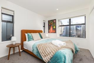 CBD Urban Oasis Family Retreat By Stadium!5 Beds! - 6