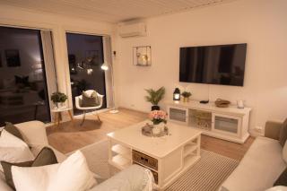 Apartment with stunning fjord view near Ålesund - Ålesund - 1